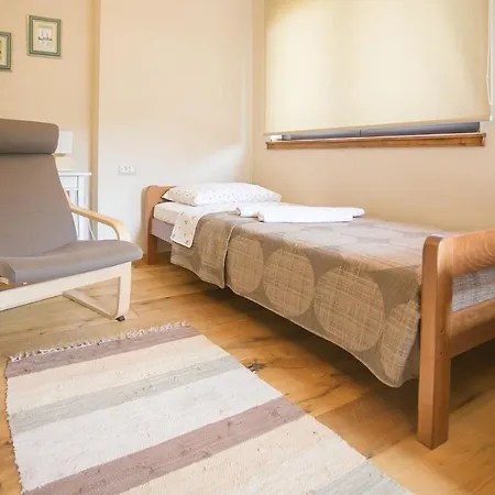 Comfortable Marinela With Pool And Garden Βίλα Tar-Vabriga