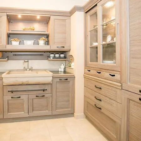 Comfortable Marinela With Pool&garden Villa