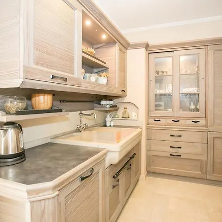 Comfortable Marinela With Pool And Garden Villa Tar-Vabriga