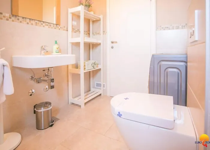 Comfortable Marinela With Pool And Garden Willa Tar-Vabriga