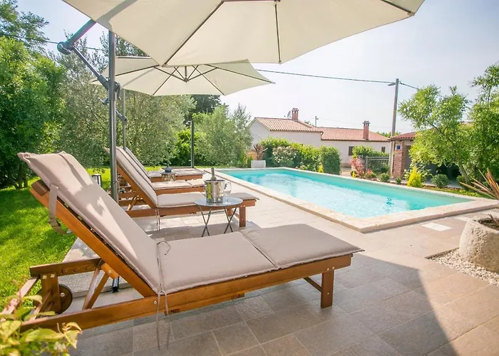 Willa Comfortable Marinela With Pool And Garden Tar-Vabriga